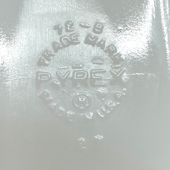 Old Town Pyrex Butter Dish - Picture 8 of 9